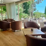 Restaurant L'art Des Mets By Cote Jardin