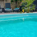 Restaurant L'art Des Mets By Cote Jardin Отель Conilhac-Corbieres