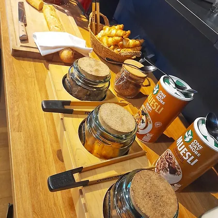 Restaurant L'art Des Mets By Côté Jardin Hotel 3*