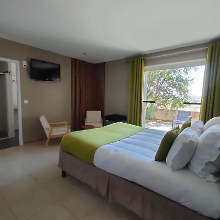 Restaurant L'art Des Mets By Cote Jardin Hotell 3*