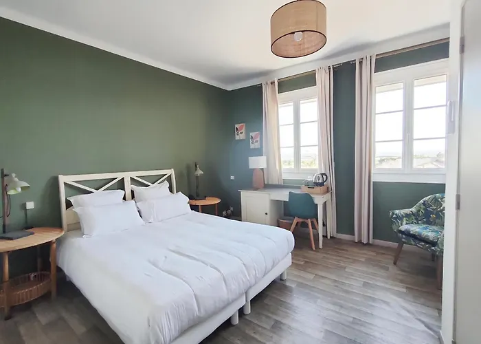 호텔 Restaurant L'art Des Mets By Cote Jardin Conilhac-Corbières