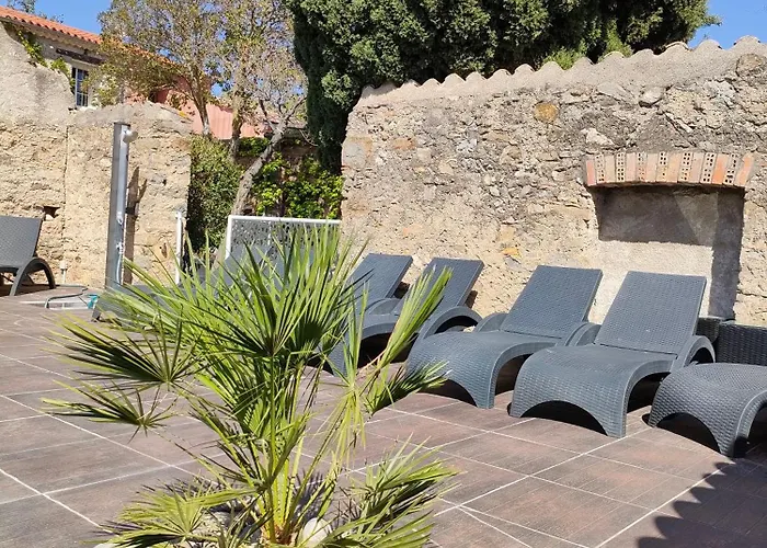 Hotell Restaurant L'art Des Mets By Cote Jardin Conilhac-Corbières