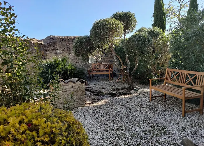 Restaurant L'art Des Mets By Cote Jardin Hotell 3*