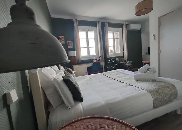 Hotell Restaurant L'art Des Mets By Cote Jardin 3*